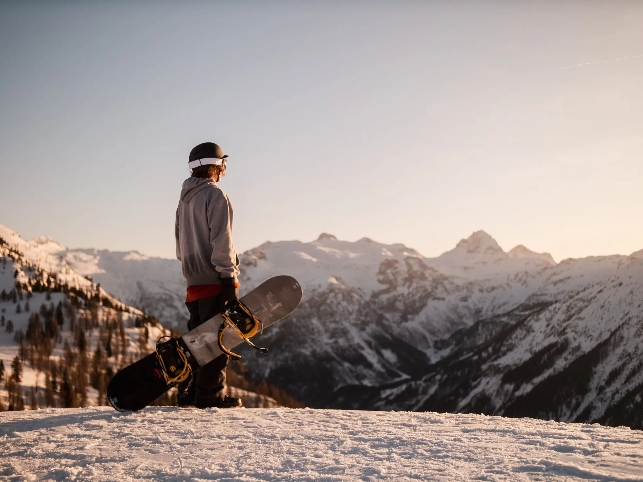 Discovering Tignes: The Ultimate Destination for Snowboarding Holidays