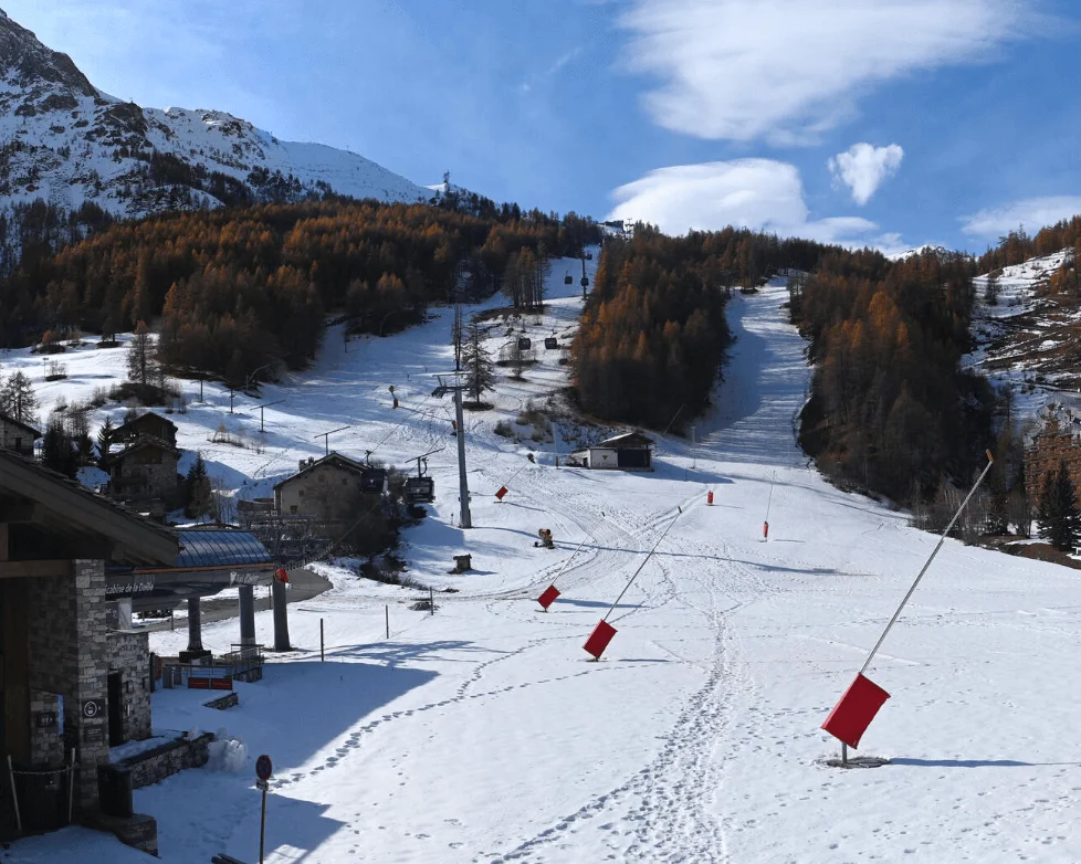Top 3 Val d’Isère Webcams: Your Window to the Slopes