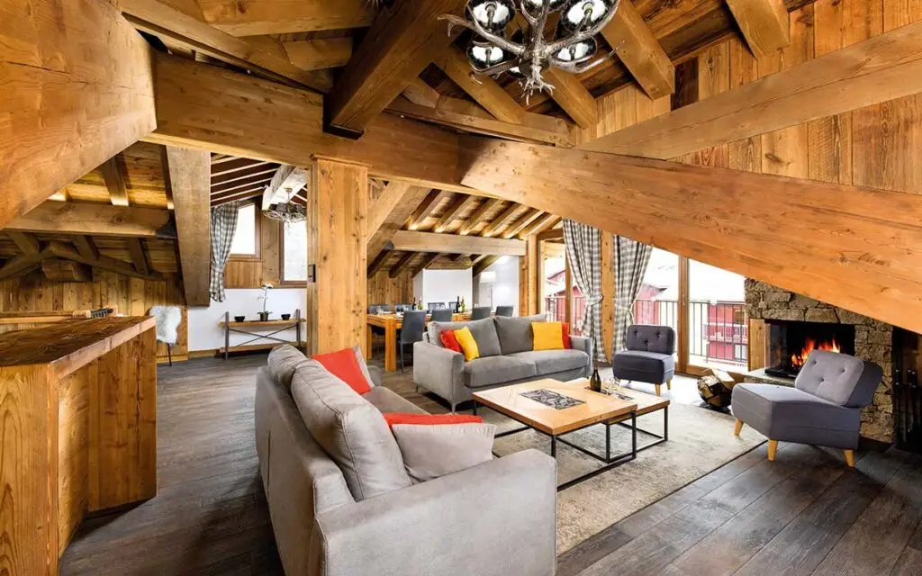 Group Ski Holidays. Chalet Blackcomb