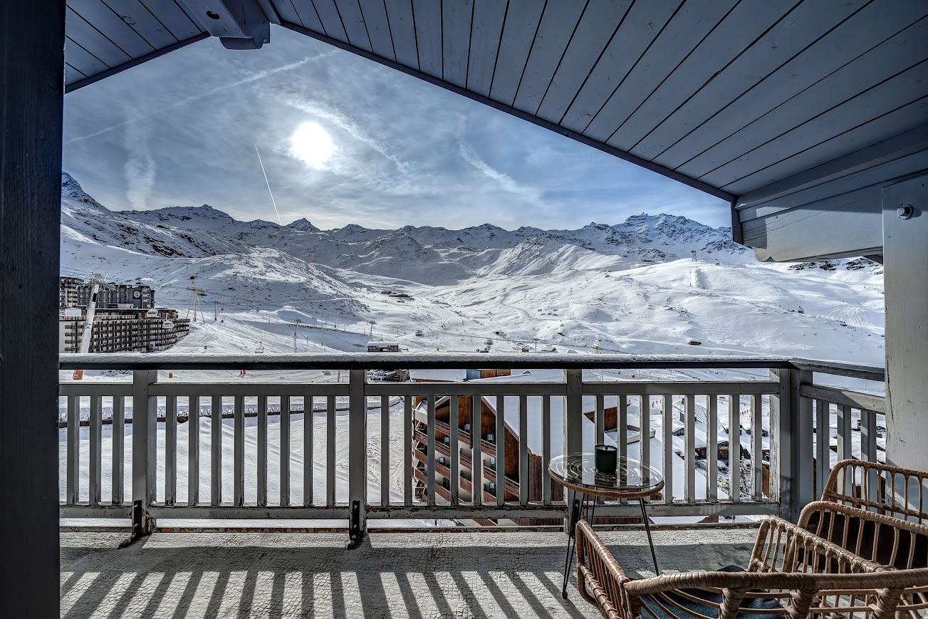 Ski Vertigo Chalet View